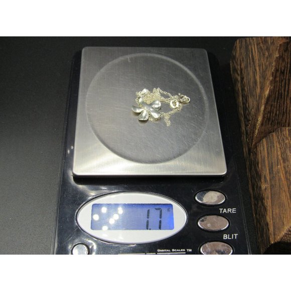 16 Inch Sterling Silver Cute Cubic Zirconia Flower Pendant Necklace - Picture 6 of 6